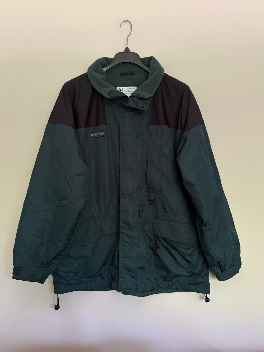 Columbia Men's Dark Green and Black Waterproof Jacket
